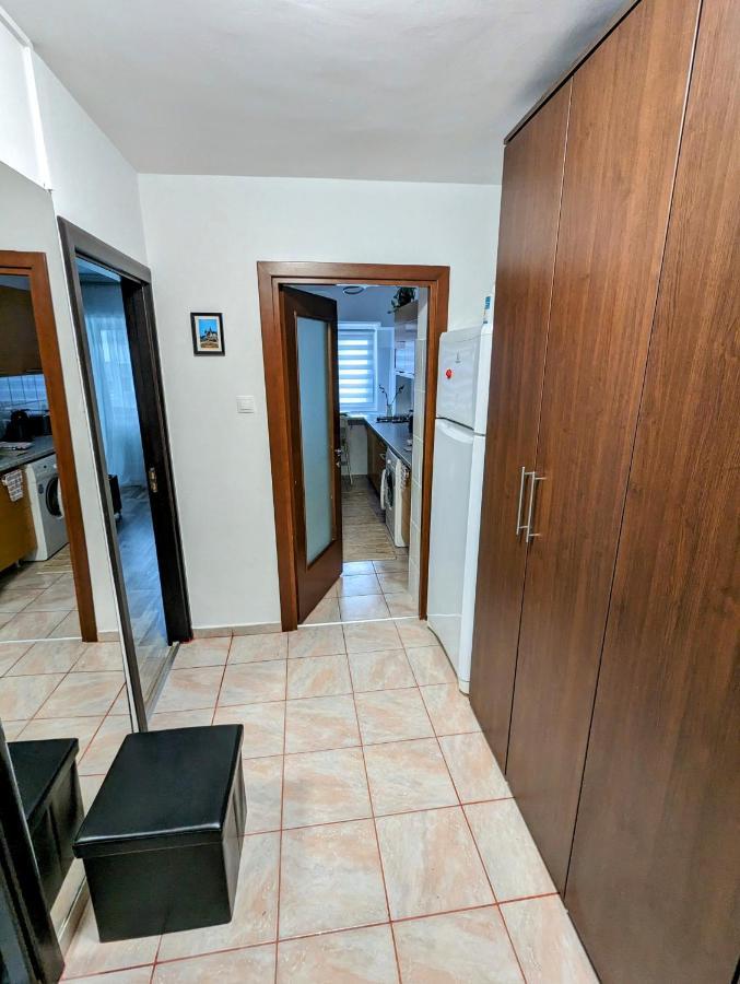 Sebastian Studio Apartment Бухарест Экстерьер фото